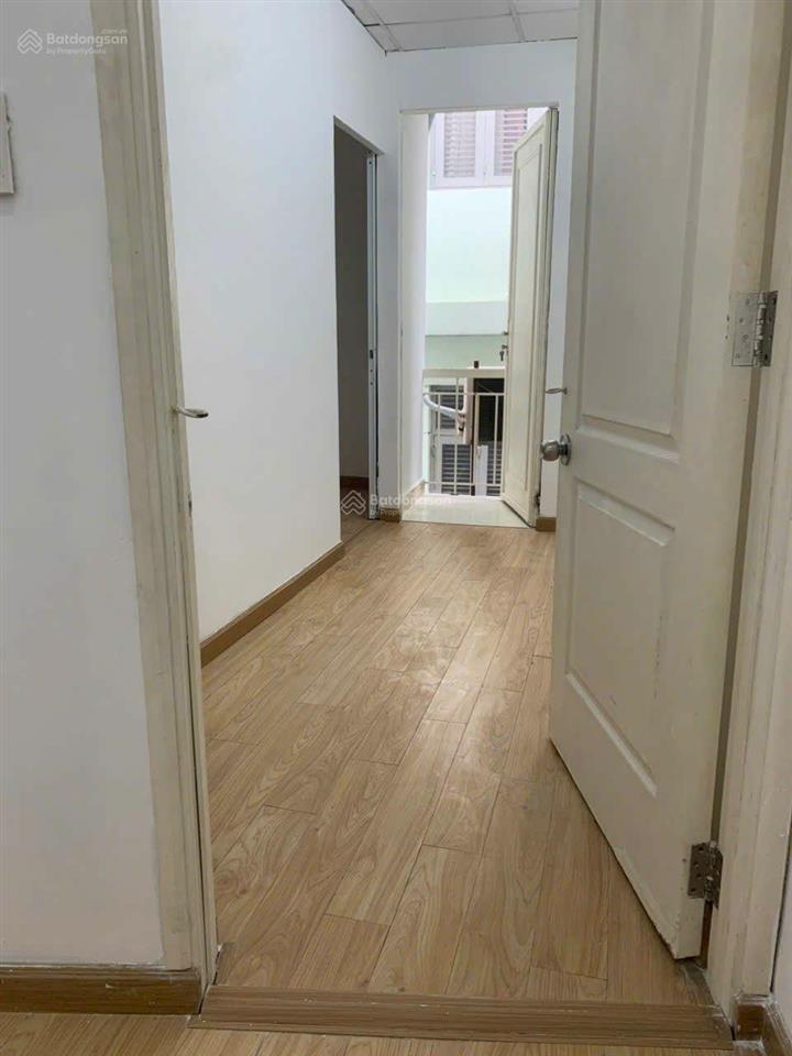Cho thuê nhà 4 phòng ngủ hẻm 480 nguyễn tri phương, quận 10