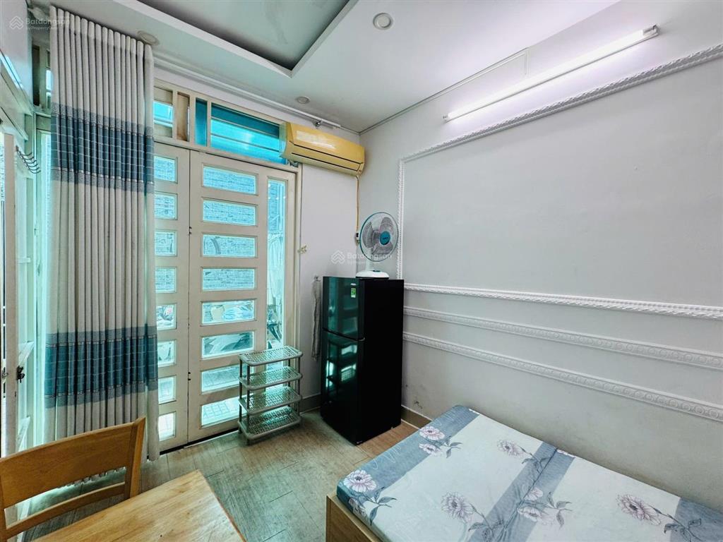 Cho thuê phòng full nội thất giá 4 triệu, ngay hẻm 343 phan xích long, phú nhuận