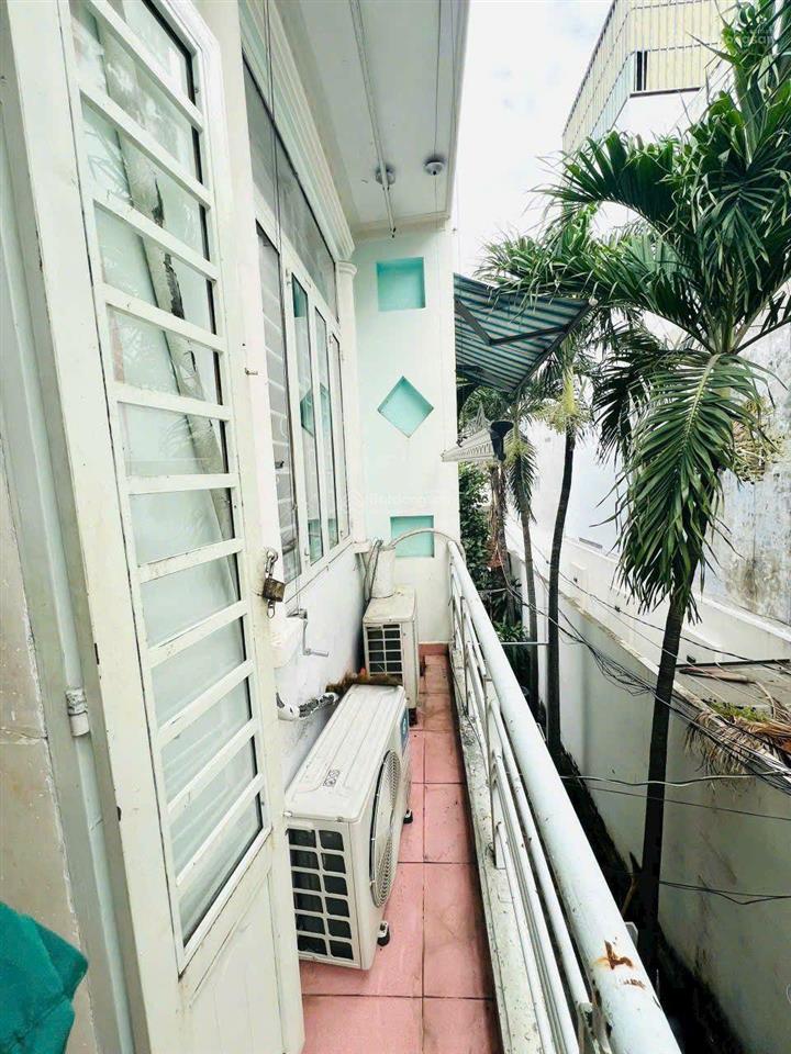 Cho thuê nhà 2 pn đối diện cổng 5 bxmd phường 26, bình thạnh
