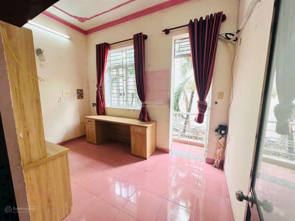 Cho thuê nhà 2 pn đối diện cổng 5 bxmd phường 26, bình thạnh