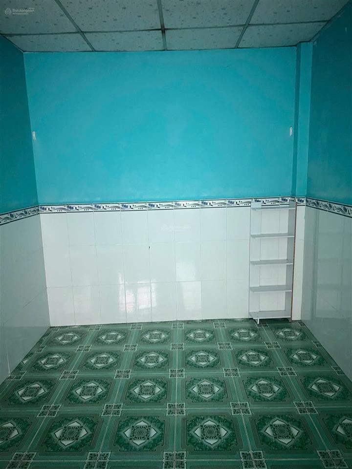 Cho thuê nhà 1 trệt 1 lầu/ 3,9 triệu ngày cổng trường đại học văn lang