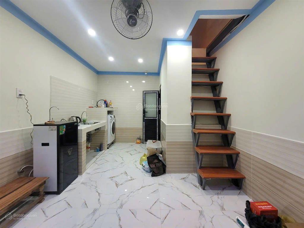 Cho thuê nhà mới full nội thất gần trường hutech, phường 25, bình thạnh