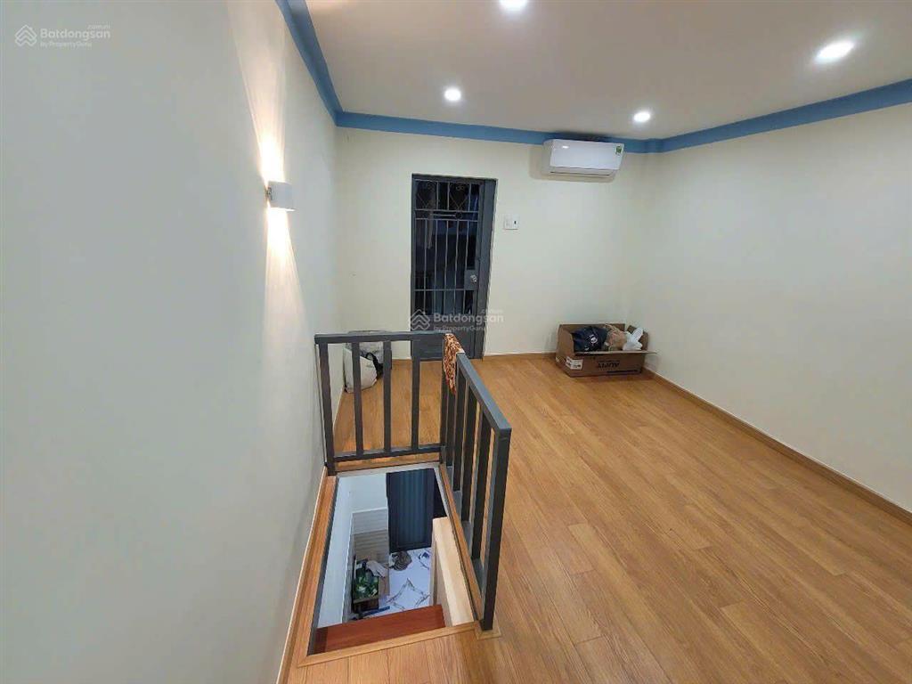 Cho thuê nhà mới full nội thất gần trường hutech, phường 25, bình thạnh