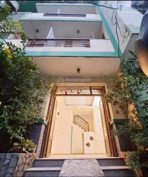 Cho thuê nhà 1 trệt 2 lầu ngay cầu thị nghè, bình thạnh. giá chỉ 8 triệu/tháng