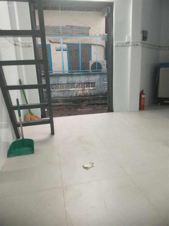 Nhà đẹp 2 pn gần chung cư 1050 phù hợp ở gia đình & kinh doanh online 8 triệu