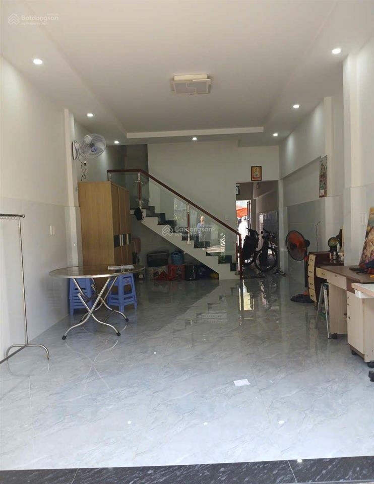 Nhà nở hậu 4,2m 2 mặt hẻm trước sau vị trí vàng lăng cha cả  gần sân bay 7,1 tỷ