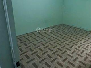 Cho thuê gấp phòng trọ 12m2 tại 410/ đường lê quang định, phường 12, quận bình thạnh, 2,6 triệu