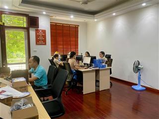 Cho thuê văn phòng làng việt kiều châu âu 40m2  view vườn hoa