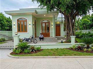 Bán đất diên khánh mặt đường 10 mét  dt 179,7 m2 ngang 9,6 mét giá 1,1 tỷ