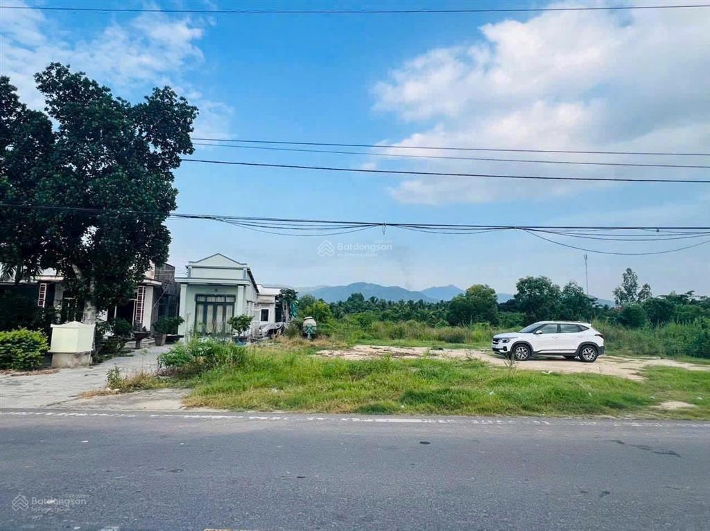 Bán lô đất mặt tiền hương lộ 39  suối tiên  dt 247 m2 giá 1,9 tỷ