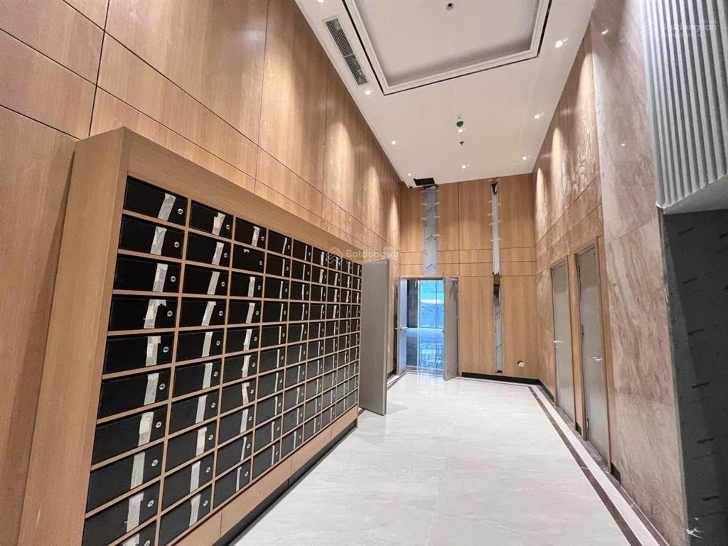 Chủ nhà đi nước ngoài muốn chuyển nhượng hợp đồng căn hộ 3pn + 2wc hướng mát tại capital elitle