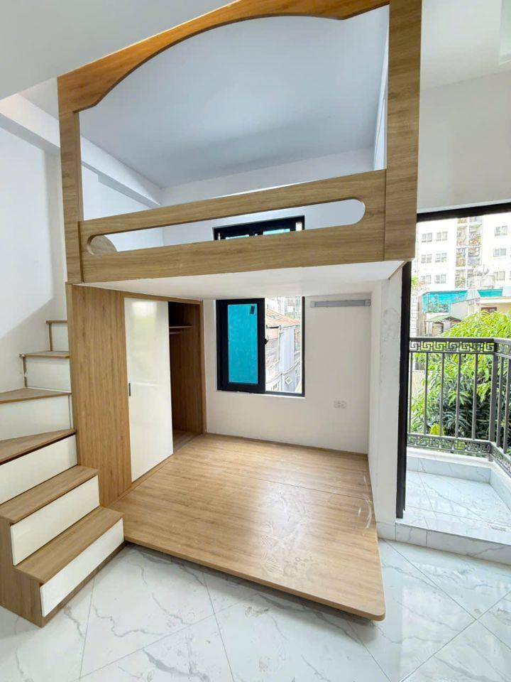 Cho Thuê CCMN 14 Chính Kính Thanh Xuân 30m2 Gác Xép + Giường Cửa Sổ Ban Công Giặt Riêng Thang Máy
