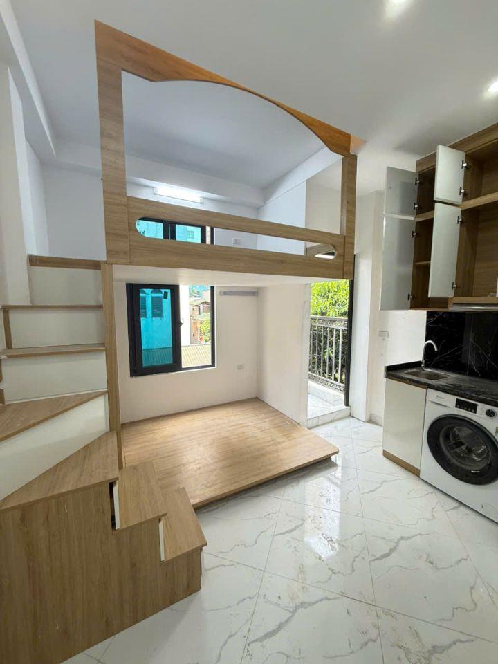 Cho Thuê CCMN 14 Chính Kính Thanh Xuân 30m2 Gác Xép + Giường Cửa Sổ Ban Công Giặt Riêng Thang Máy