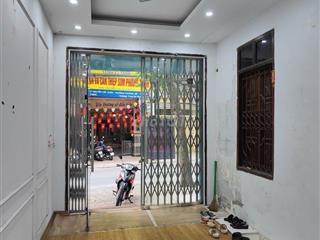 Cho thuê nhà mặt phố Nguyễn Viết Xuân