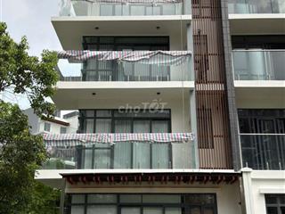 NHÀ ĐẸP KHU KHUÔNG VIỆT 8X20M , 3 LẦU