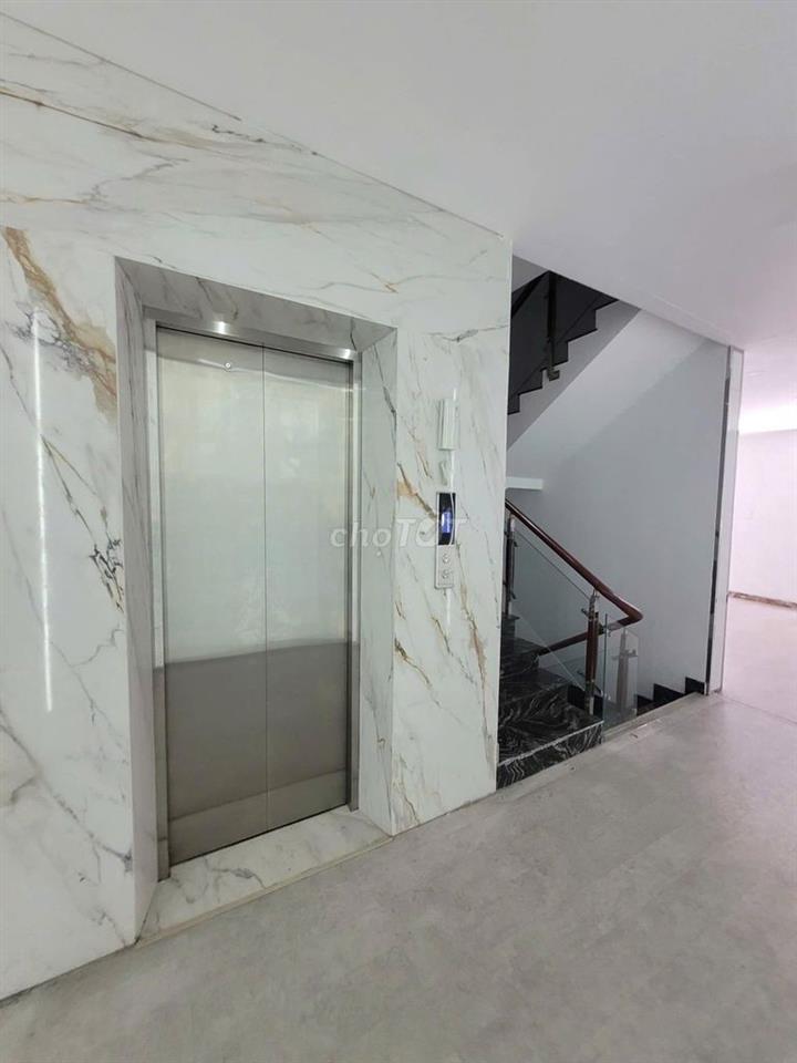 TÒA NHÀ ĐƯỜNG GÒ DẦU 7X25M , 5 LẦU