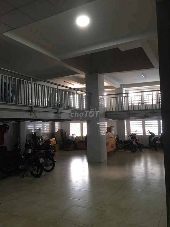 TÒA NHÀ ĐƯỜNG LÊ TRỌNG TẤN 10X30M , 5 TẦNG