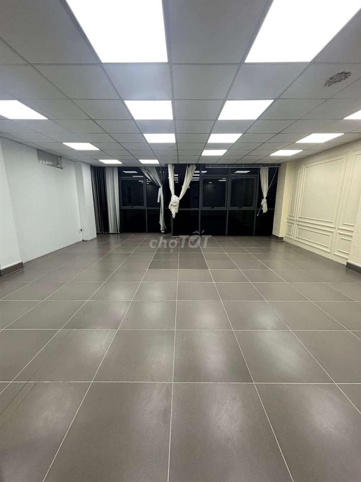 NHÀ ĐẸP MT TRẦN THỦ ĐỘ 7X15M , 3 LẦU TRỐNG SUỐT