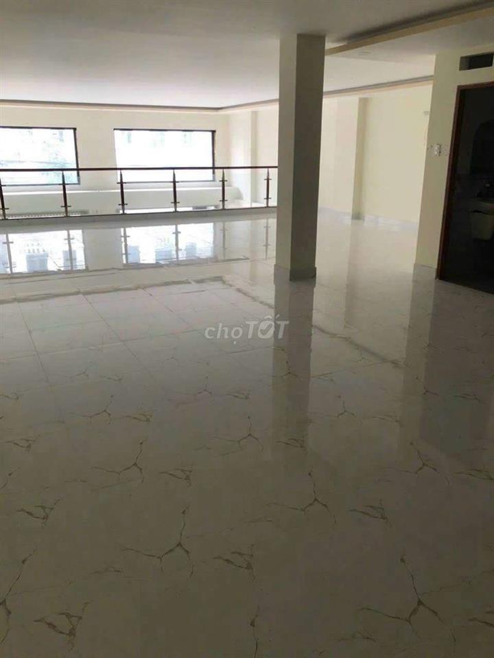 CHO THUÊ TOÀ NHÀ TÔ HIỆU 8X20M , 5 LẦU