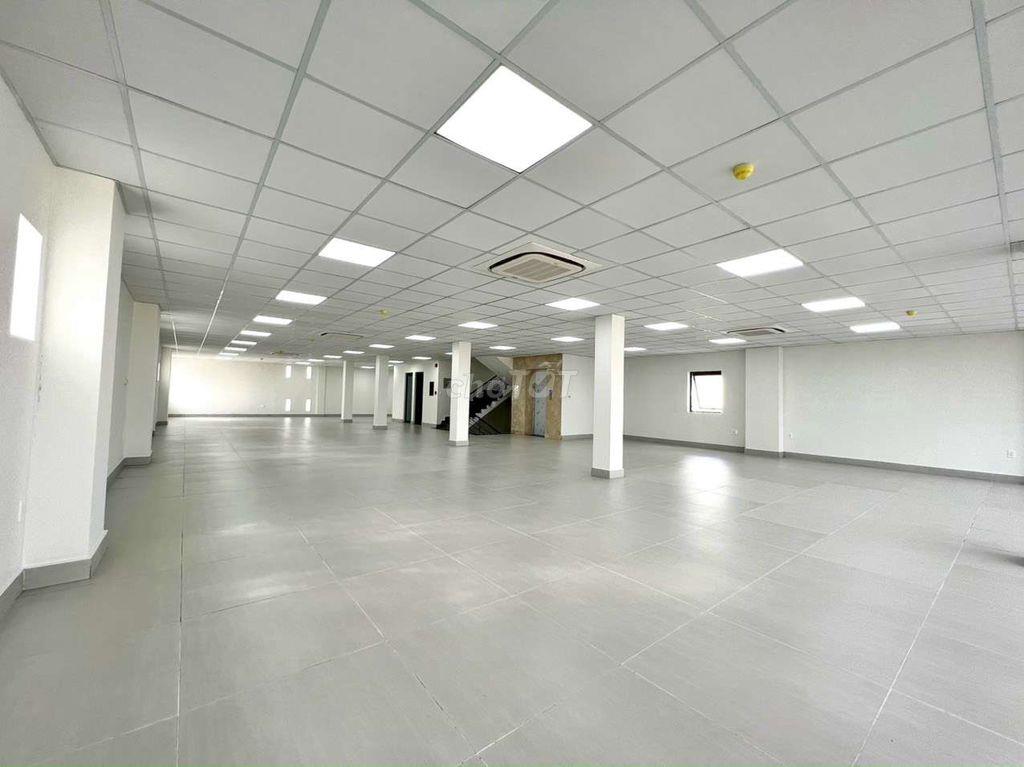 TOÀ NHÀ ĐƯỜNG LÊ THÚC HOẠCH 8X20M , 600M2