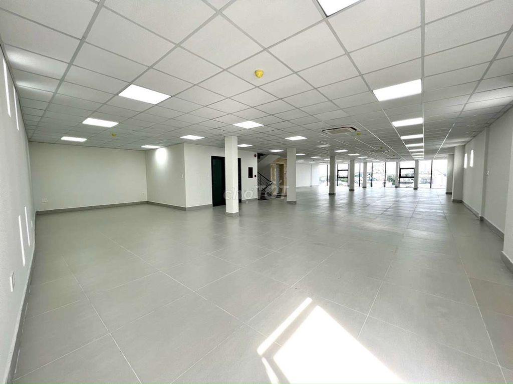 TOÀ NHÀ ĐƯỜNG LÊ THÚC HOẠCH 8X20M , 600M2