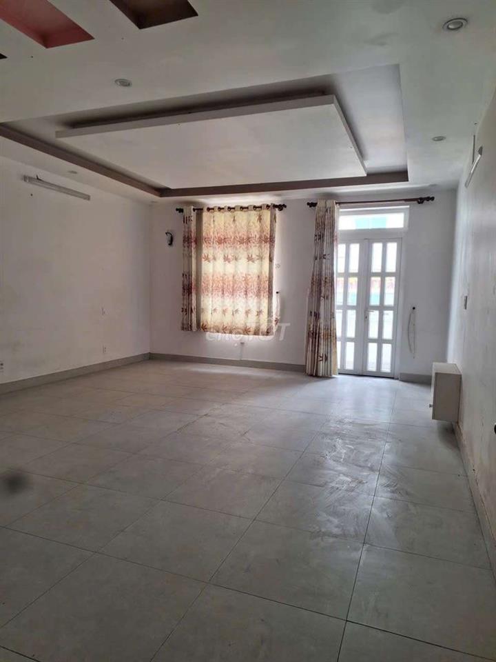 CHO THUÊ NHÀ NGUYÊN CĂN NGAY CHỢ 5X25M , 3 LẦU 