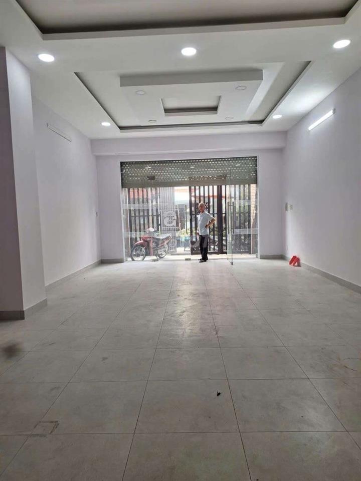 CHO THUÊ NHÀ NGUYÊN CĂN NGAY CHỢ 5X25M , 3 LẦU 