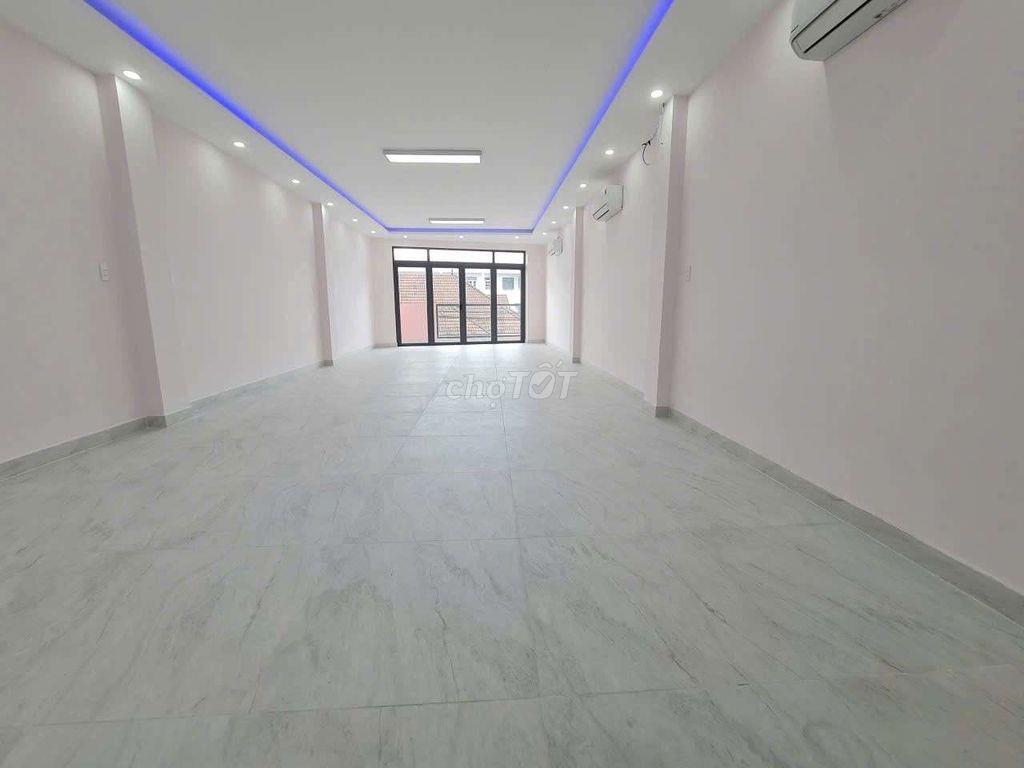 NHÀ NGUYÊN CĂN 5X22M , 3 LẦU THANG MÁY