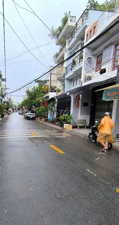 CHO THUÊ NHÀ ĐƯỜNG TÂN KỲ TÂN QUÝ 4X12M , 2 LẦU ST