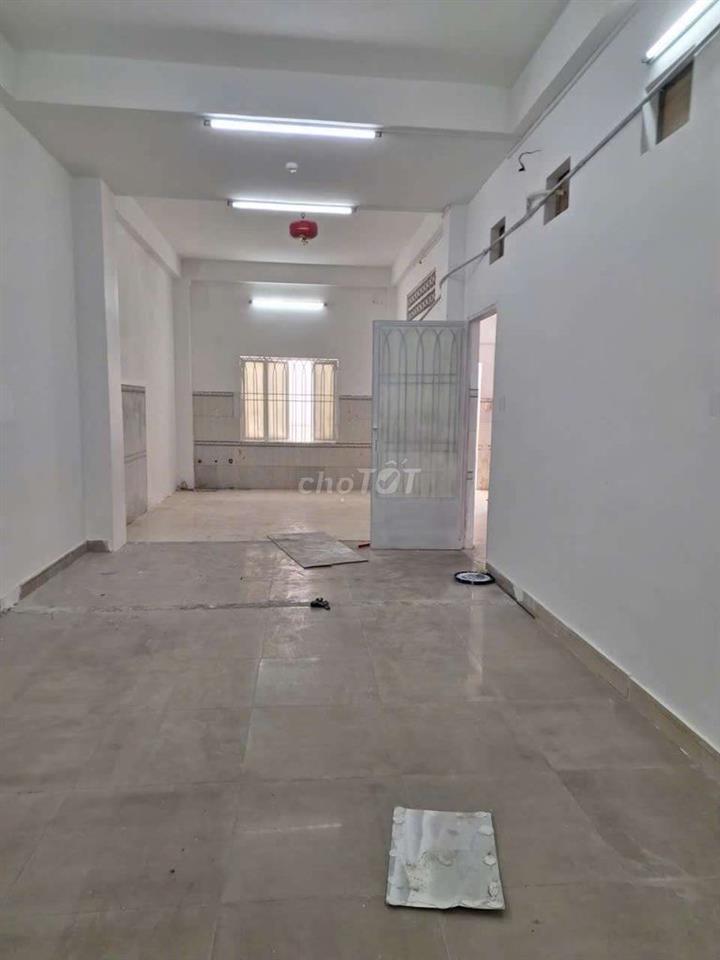 CHO THUÊ NHÀ ĐƯỜNG LÊ THÚC HOẠCH 7X25M , 3 LẦU