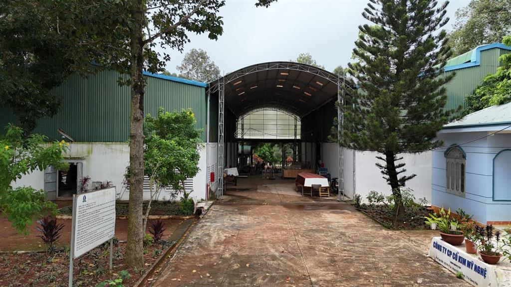 Bán nhà xưởng sản xuất  đầy đủ cơ sở hạ tầng  sổ đỏ chính chủ phú túc, định quán  đồng nai