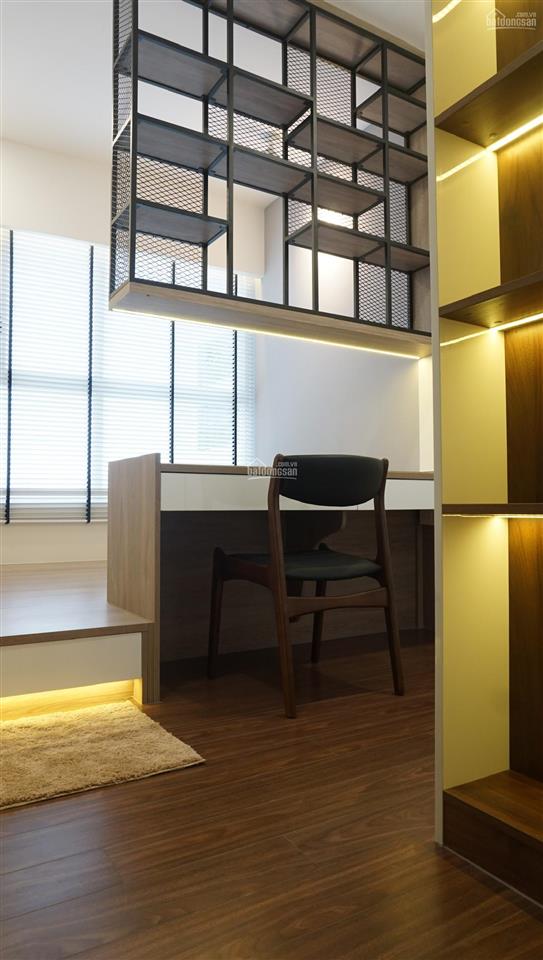Cần bán căn hộ 70m2 full nt 2pn2wc chung cư sunrise riverside giá 5 tỷ, có sổ hồng.  0968 966 ***