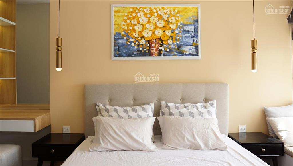 Cần bán căn hộ 70m2 full nt 2pn2wc chung cư sunrise riverside giá 5 tỷ, có sổ hồng.  0968 966 ***