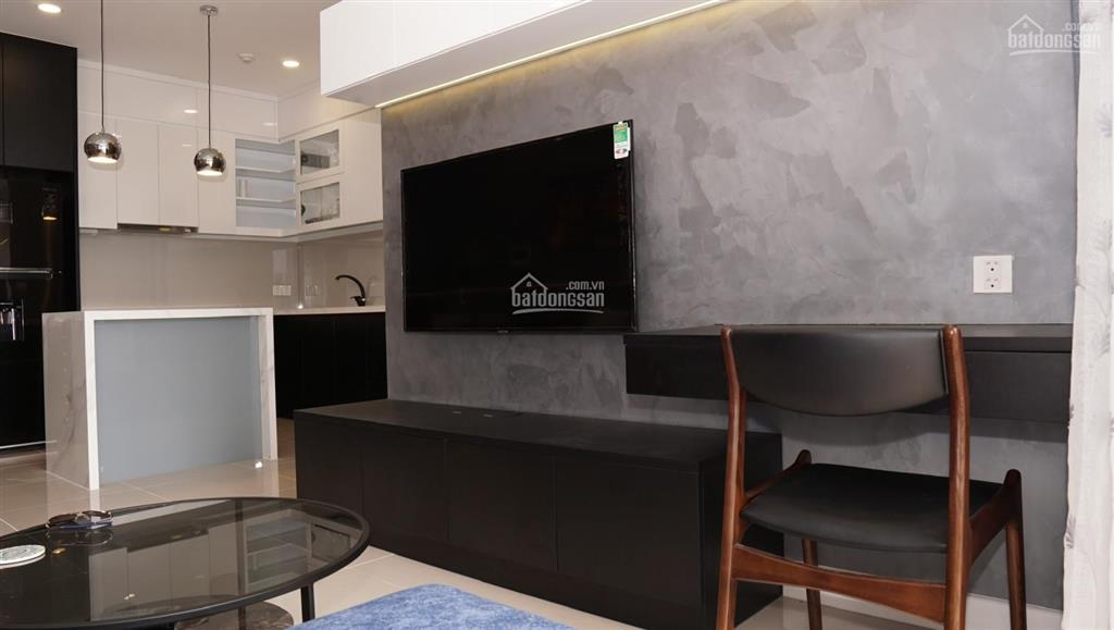 Cần bán căn hộ 70m2 full nt 2pn2wc chung cư sunrise riverside giá 5 tỷ, có sổ hồng.  0968 966 ***
