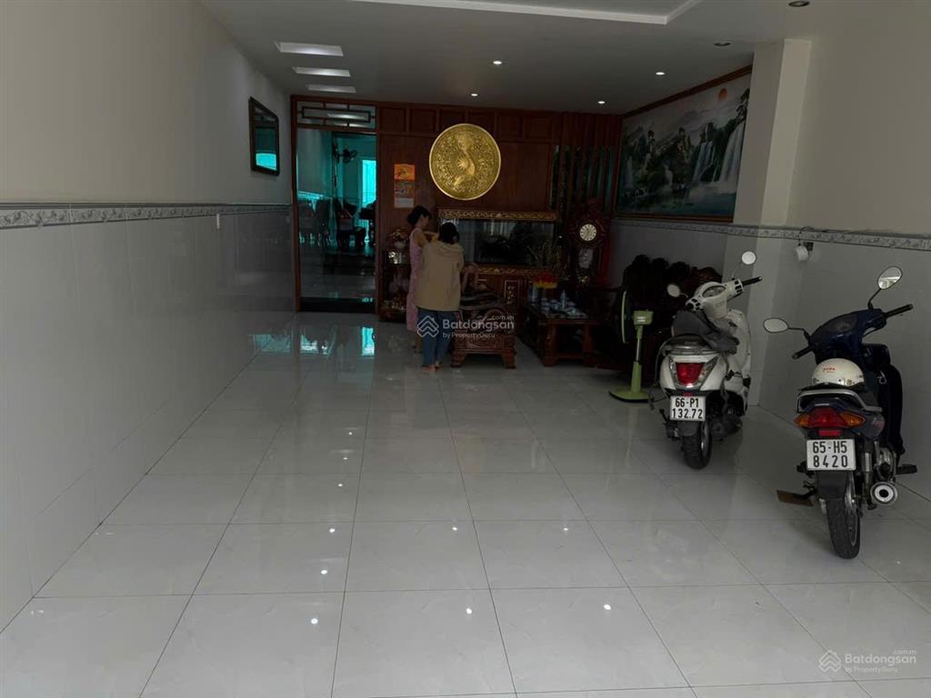 Cho thuê mặt bằng tầng trệt tại khu đô thị nam long, 23 triệu, 50m2,  0968 966 ***