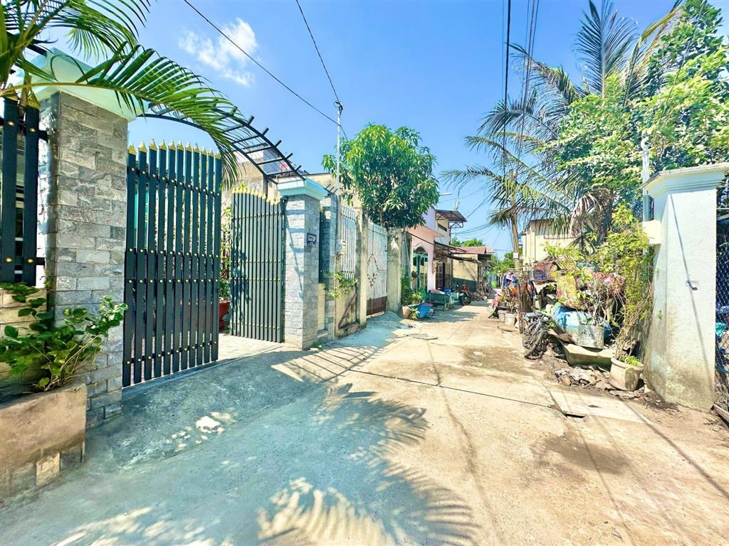 Đất cực rộng 5,7x20m 1/ nhựa mới đẹp trung mỹ tân xuân vào 30m sát lê thị hà, ub xã tân xuân cũ