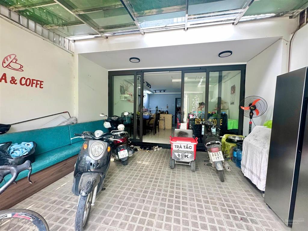 Nhà sát mặt tiền tô ký dt 5x16,5m trệt lầu đẹp rẻ đường nhựa 7m, nới đáng sống của hóc môn