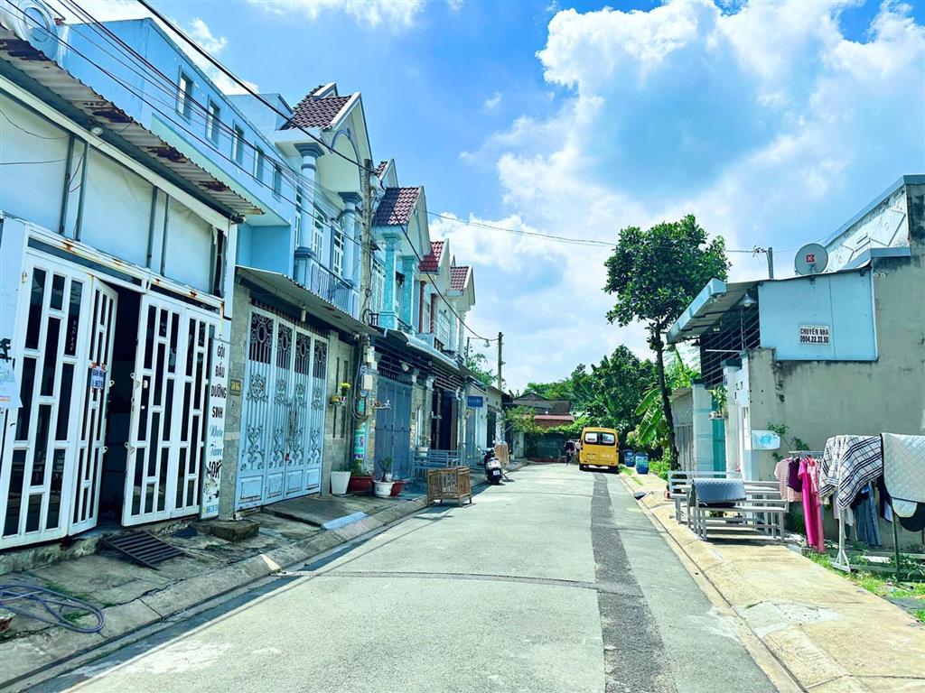 Đất đẹp (5,3x16m) đường nhựa 7m, shr, sát đường phan văn hớn, gần chợ, ub xã xuân thới thượng
