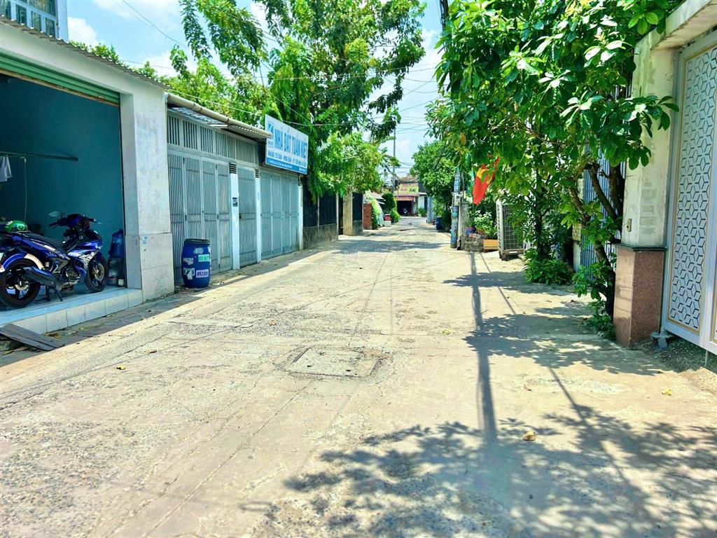 Đất 1/ nhựa trung chánh, sát trường đh huflit hóc môn, dt khủng 5x25m, đường chuẩn 6m