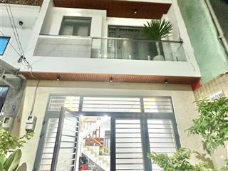 Tân chánh hiệp còn căn duy nhất 3 tầng lầu giá rẻ, hẻm 6m nhà lầu đồng bộ, sát trường đhgt vận tải