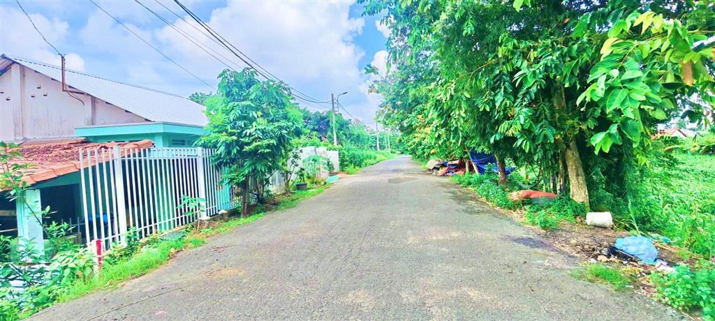 Lô đất đẹp 5x18m (91,3m² thổ cư). mặt tiền đỗ văn dậy 16. mua đầu tư, khu tương lai của hóc môn