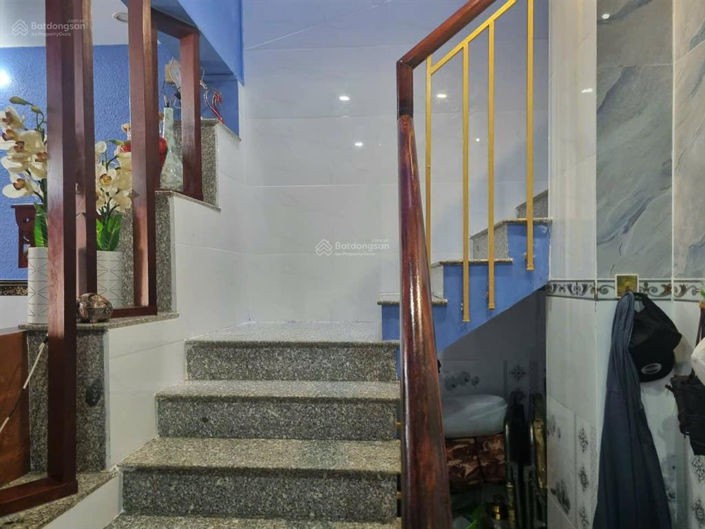 Nhà 1/ nhựa trung mỹ sầm uất, dt 4x17m, trệt lầu 3pn, sát bên quận 12, giá còn thương lượng mạnh