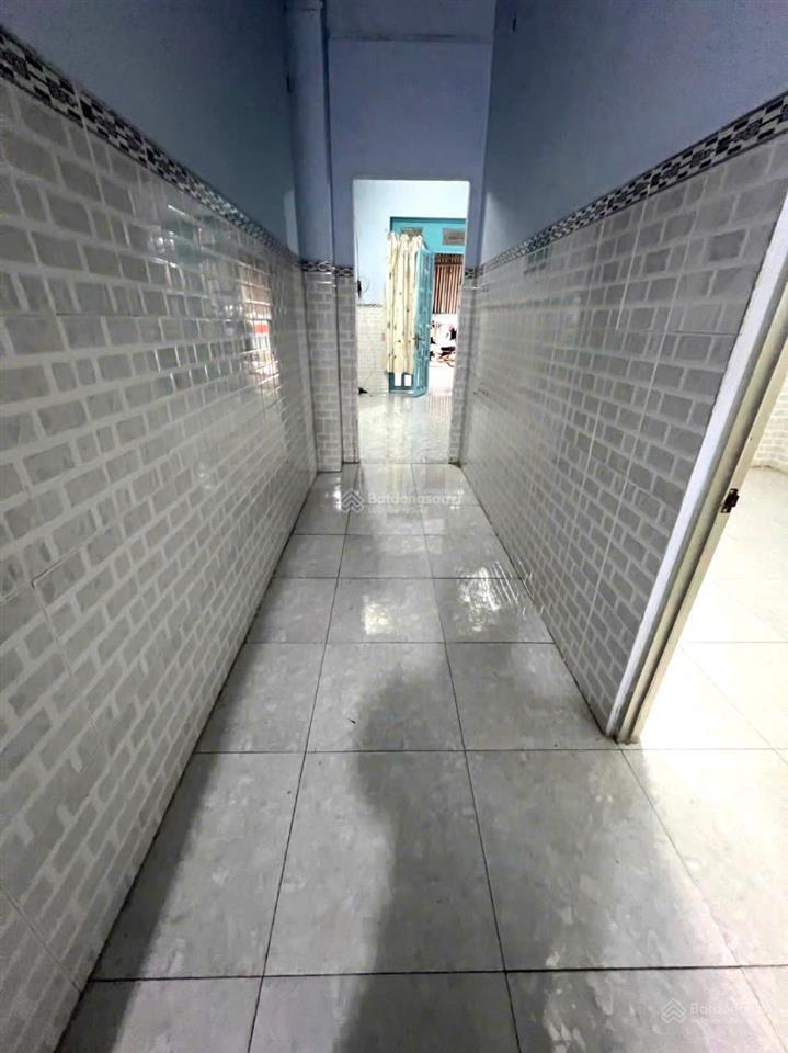 Nhà tân xuân gần tô ký, 100m2, 2pn, hẻm rộng gần 4m, giá chỉ 5 tr/th