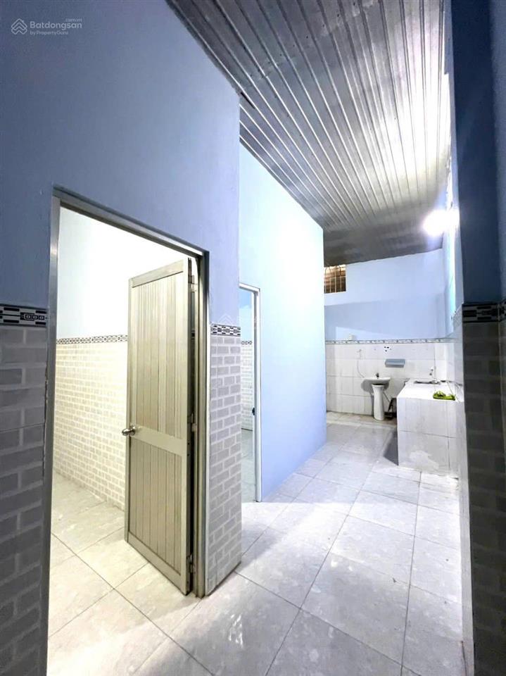 Nhà tân xuân gần tô ký, 100m2, 2pn, hẻm rộng gần 4m, giá chỉ 5 tr/th