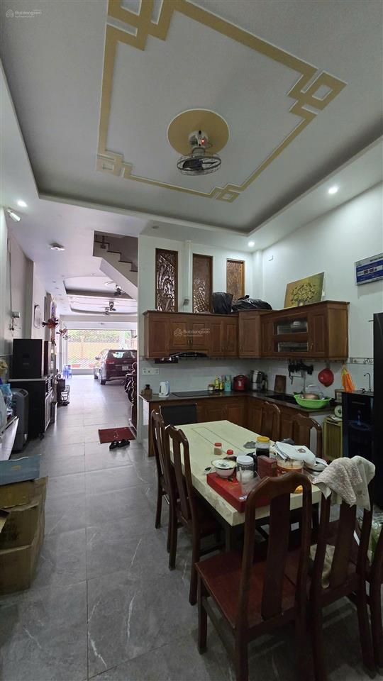 Nhà mặt tiền nhựa 12m sầm uất, sát trường đh huflit, dt 5x22m, 6pn  6wc, buôn bán kinh doanh ok