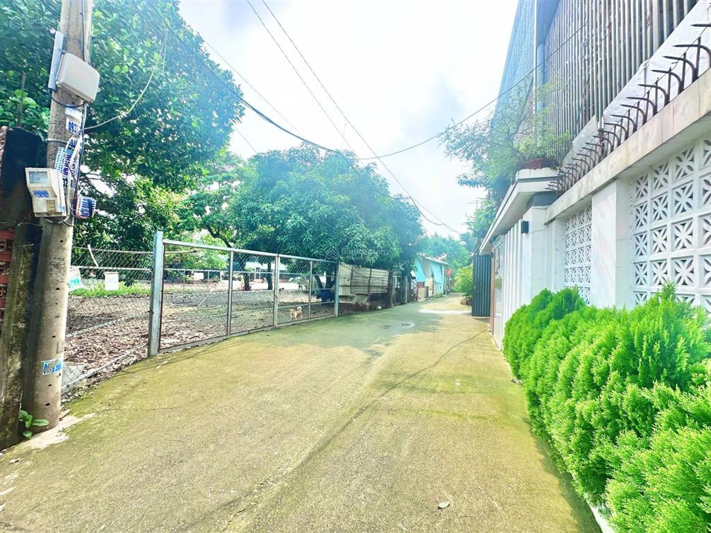 Trung chánh còn lô rẻ, đẹp (5x30m), công nhận 150m2, sát tô ký chợ ngã 3 bầu, giáp quận 12