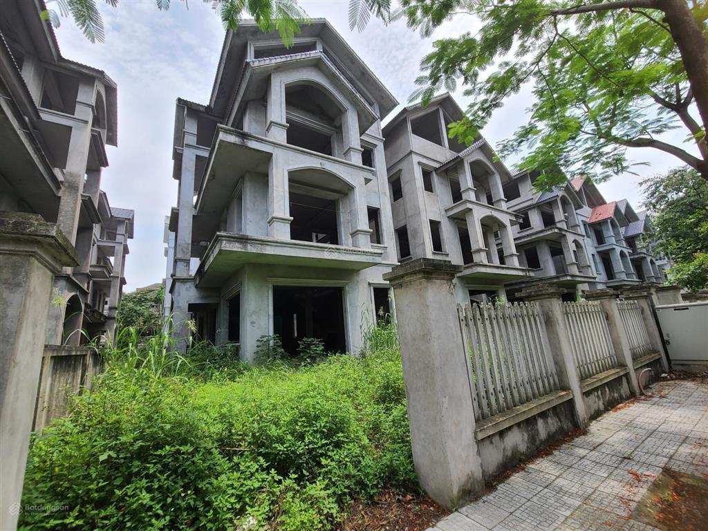 Chính chủ bán gấp biệt thự phương viên