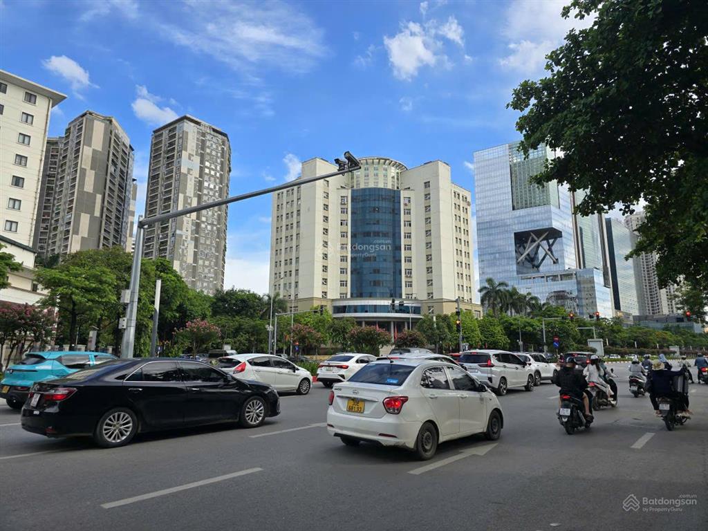 Cho thuê nhà 6 tầng, mặt phố trần duy hưng, yên hòa, cầu giấy, giá thỏa thuận