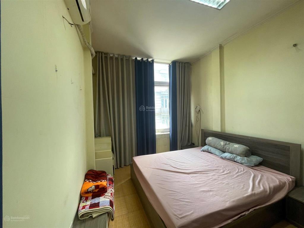Cho thuê căn hộ 412 đê la thành, dt 35m2, 1pn 1pk, đủ nội thất, thuận tiện, giá tốt!