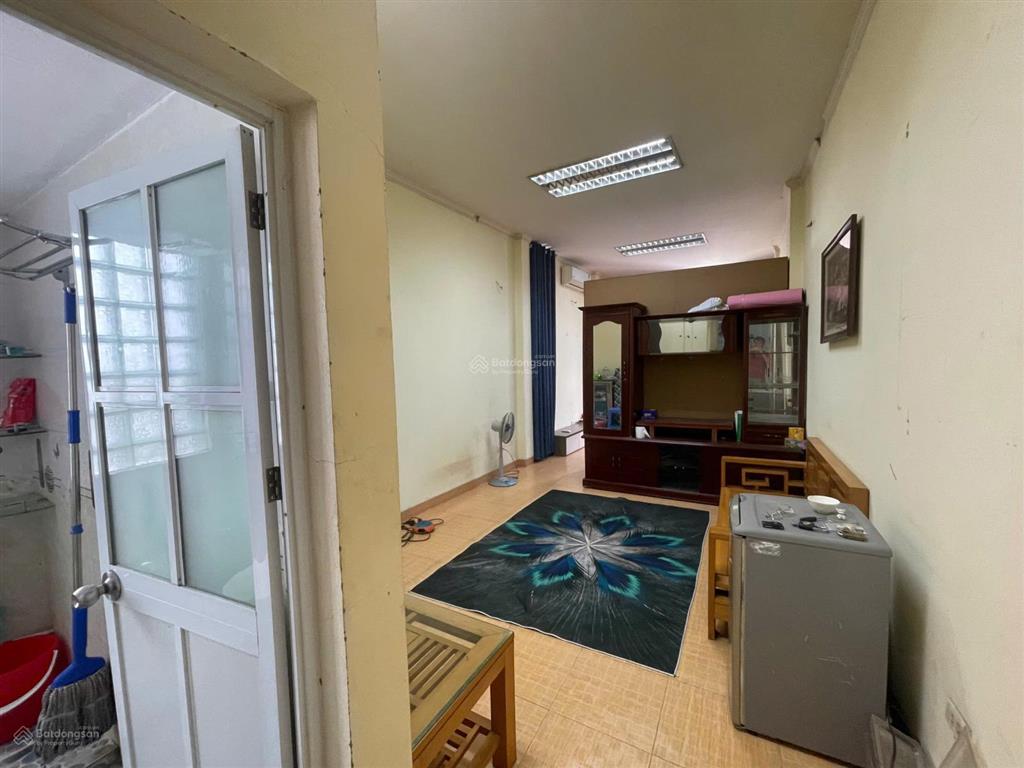 Cho thuê căn hộ 412 đê la thành, dt 35m2, 1pn 1pk, đủ nội thất, thuận tiện, giá tốt!